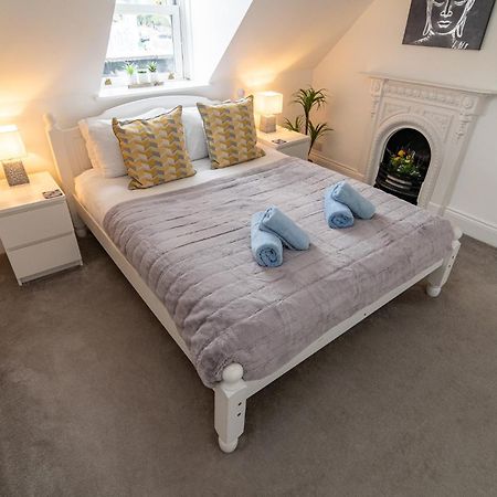 Light Airy 3 Bed Town Cntr Flat 700M To The Beach Bournemouth Buitenkant foto