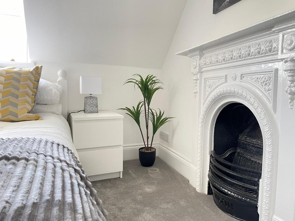 Light Airy 3 Bed Town Cntr Flat 700M To The Beach Bournemouth Buitenkant foto