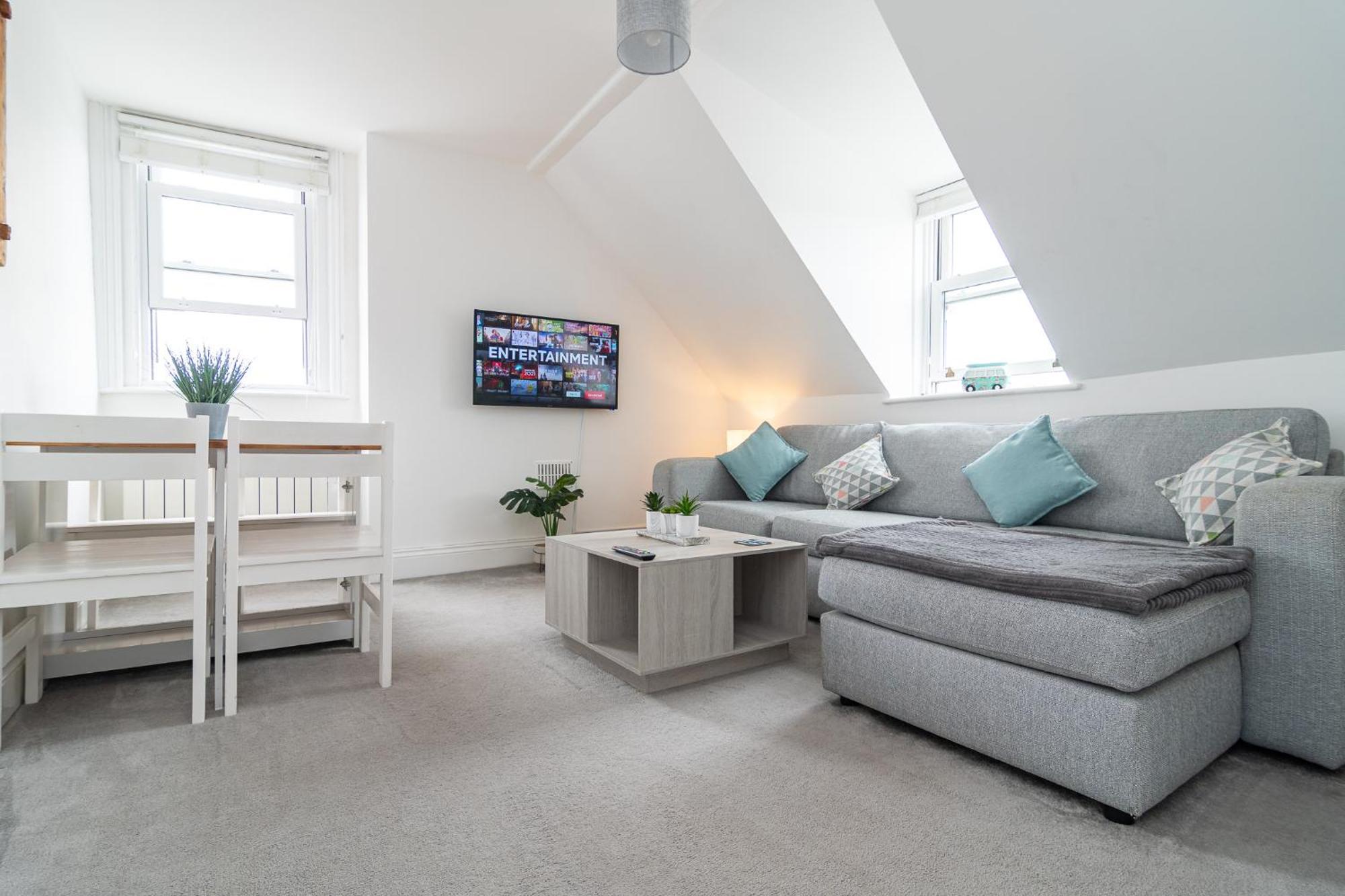 Light Airy 3 Bed Town Cntr Flat 700M To The Beach Bournemouth Buitenkant foto