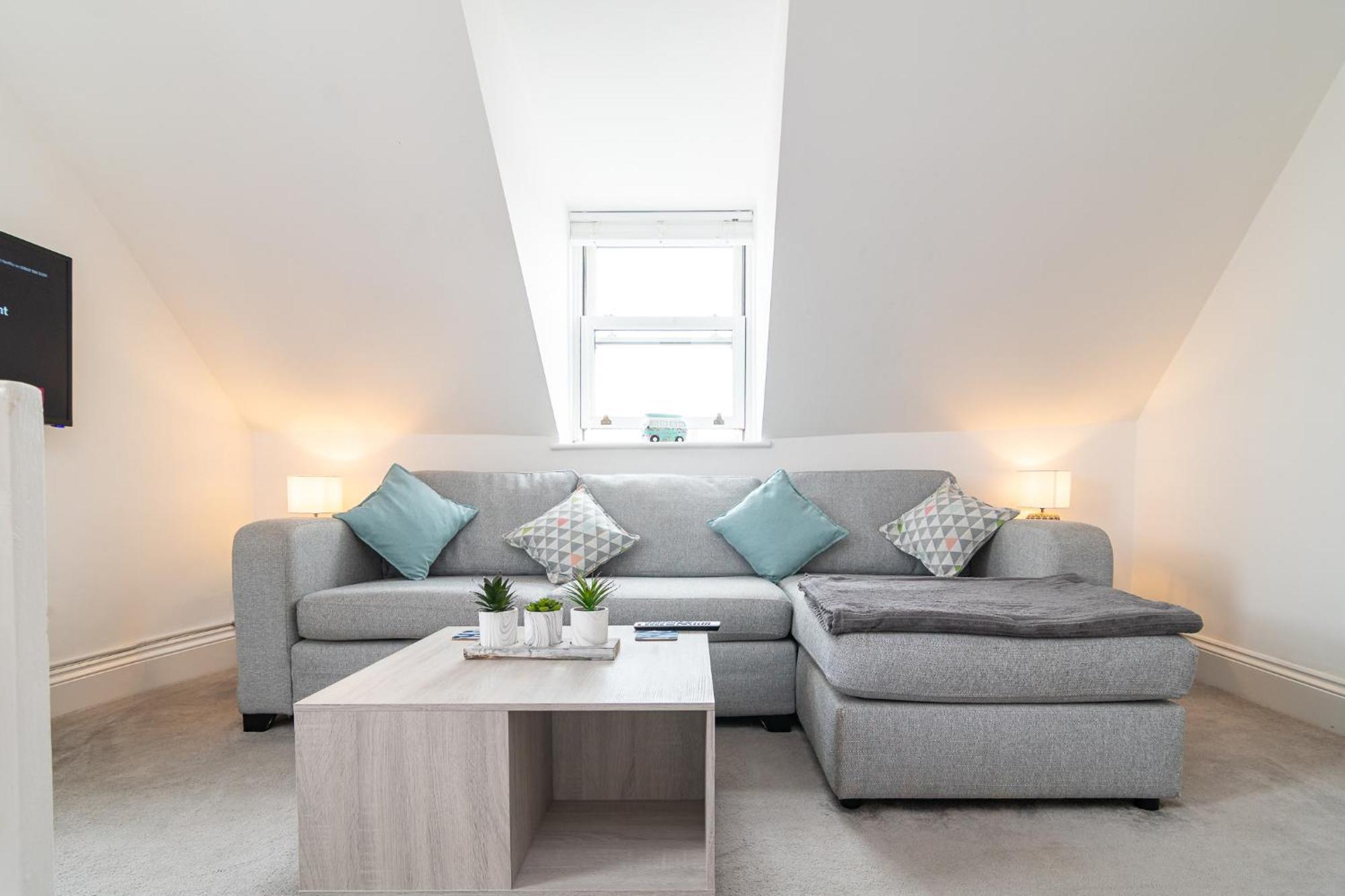 Light Airy 3 Bed Town Cntr Flat 700M To The Beach Bournemouth Buitenkant foto