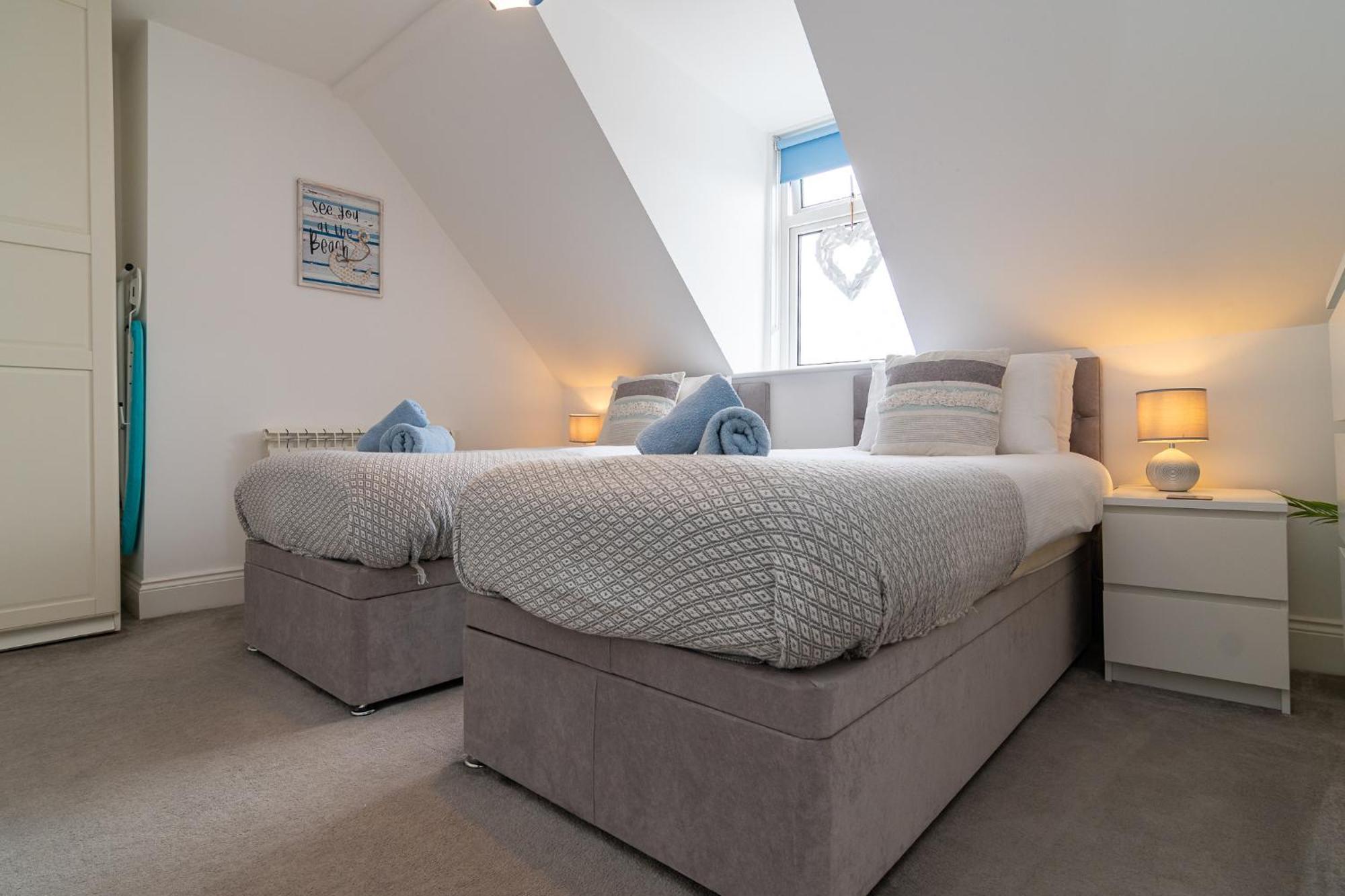 Light Airy 3 Bed Town Cntr Flat 700M To The Beach Bournemouth Buitenkant foto