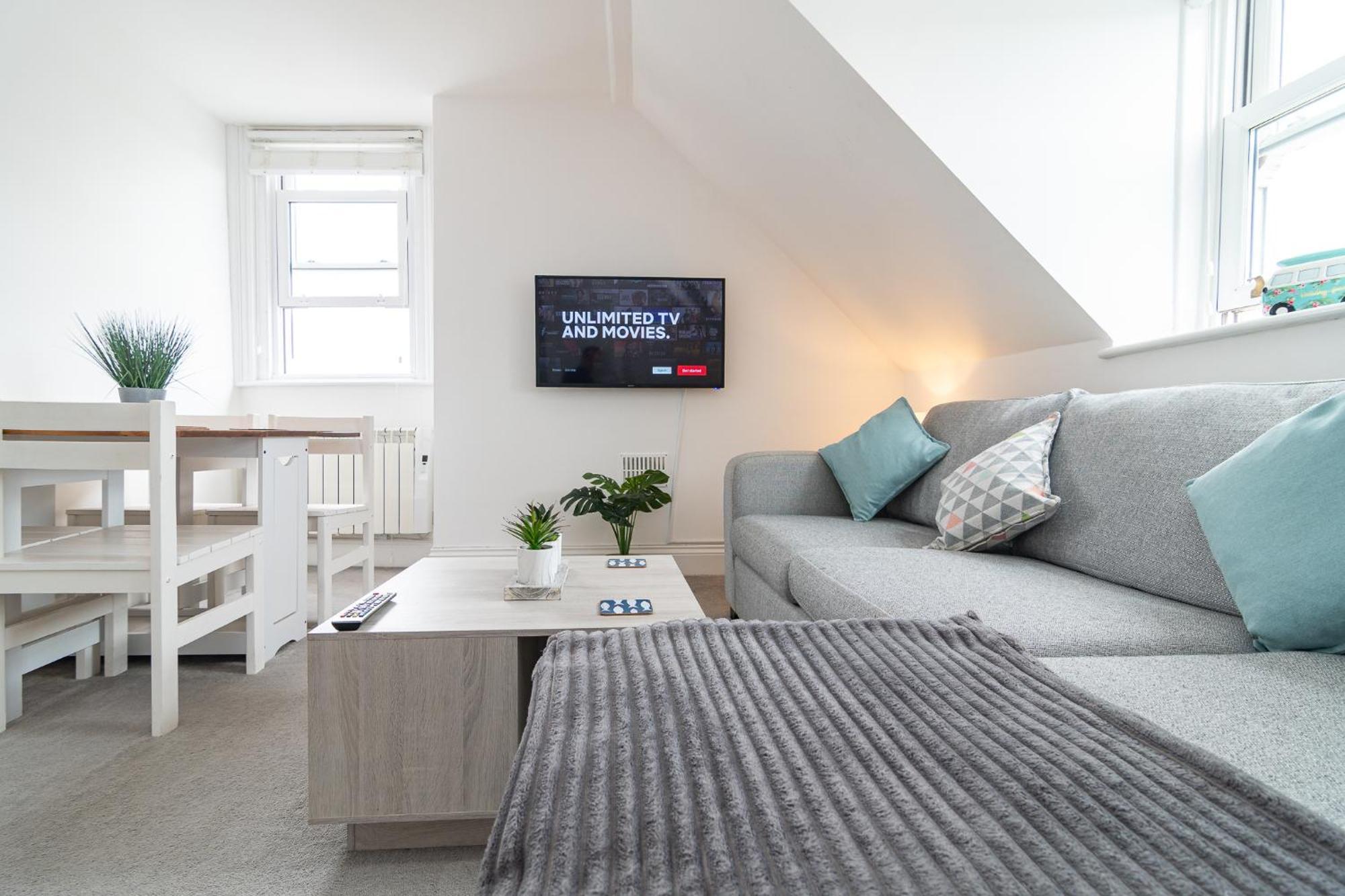 Light Airy 3 Bed Town Cntr Flat 700M To The Beach Bournemouth Buitenkant foto